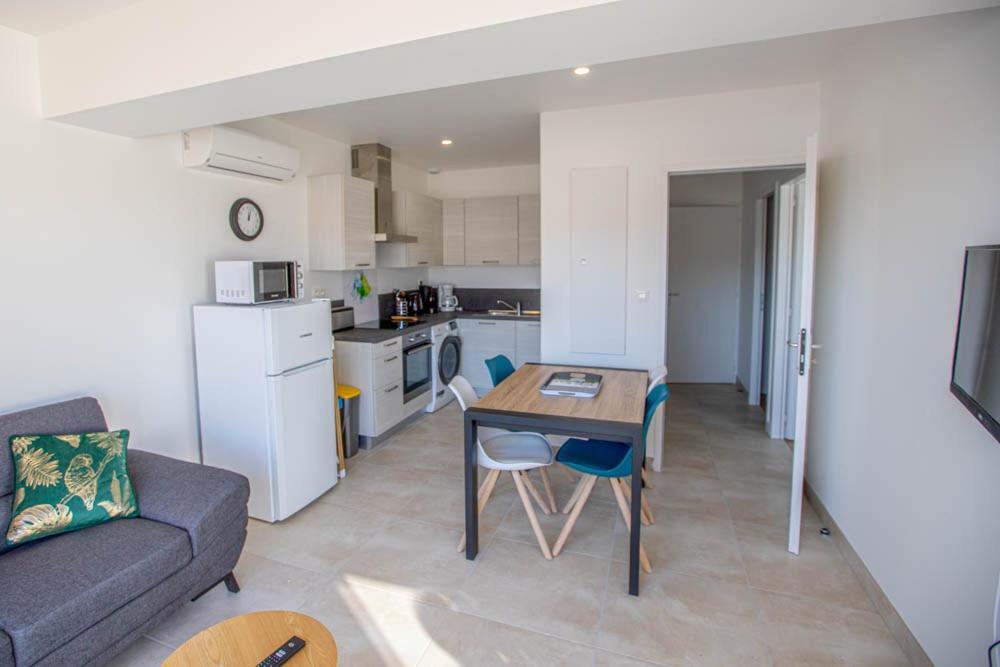 Le Matelot Maison Avec Piscine/Parking/Wifi/Plages 5Kms Ле Мат Екстериор снимка